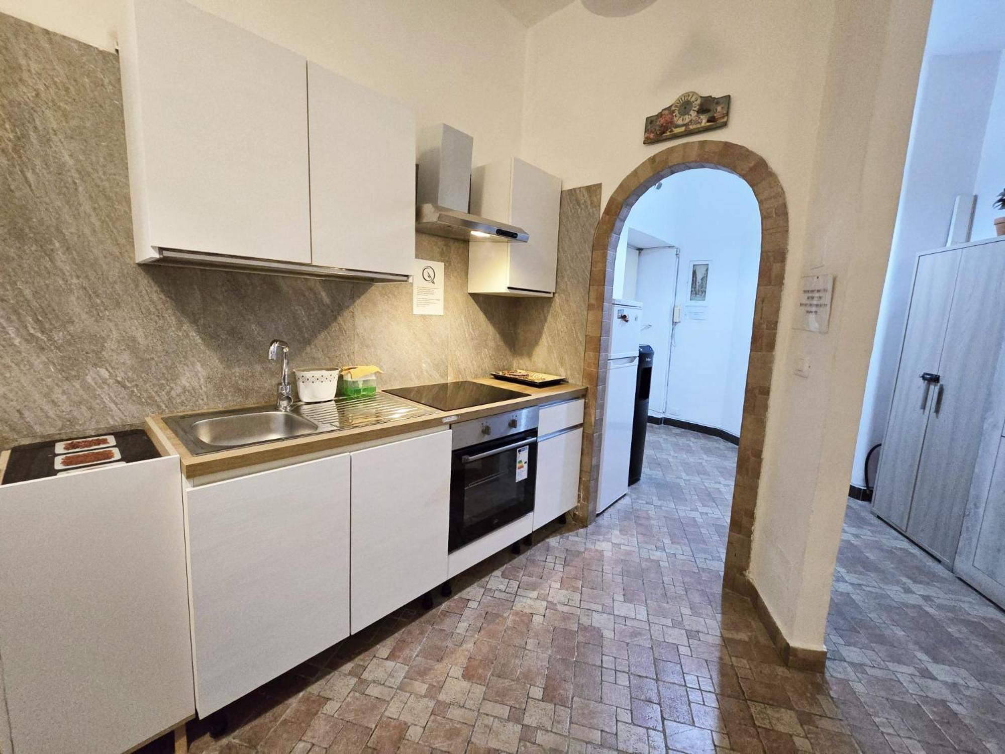 Hosting Flats Guesthouse روما المظهر الخارجي الصورة