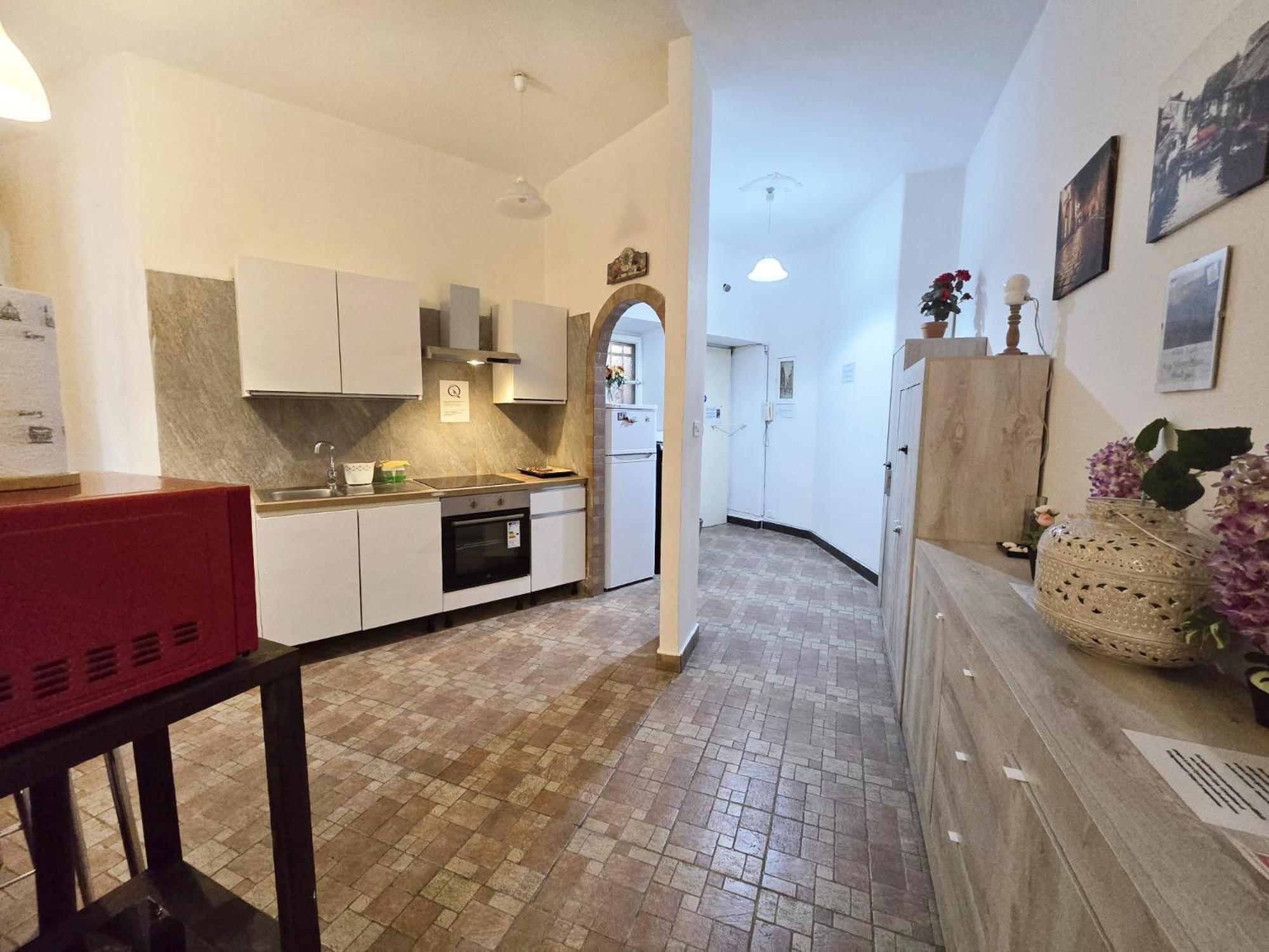 Hosting Flats Guesthouse روما المظهر الخارجي الصورة