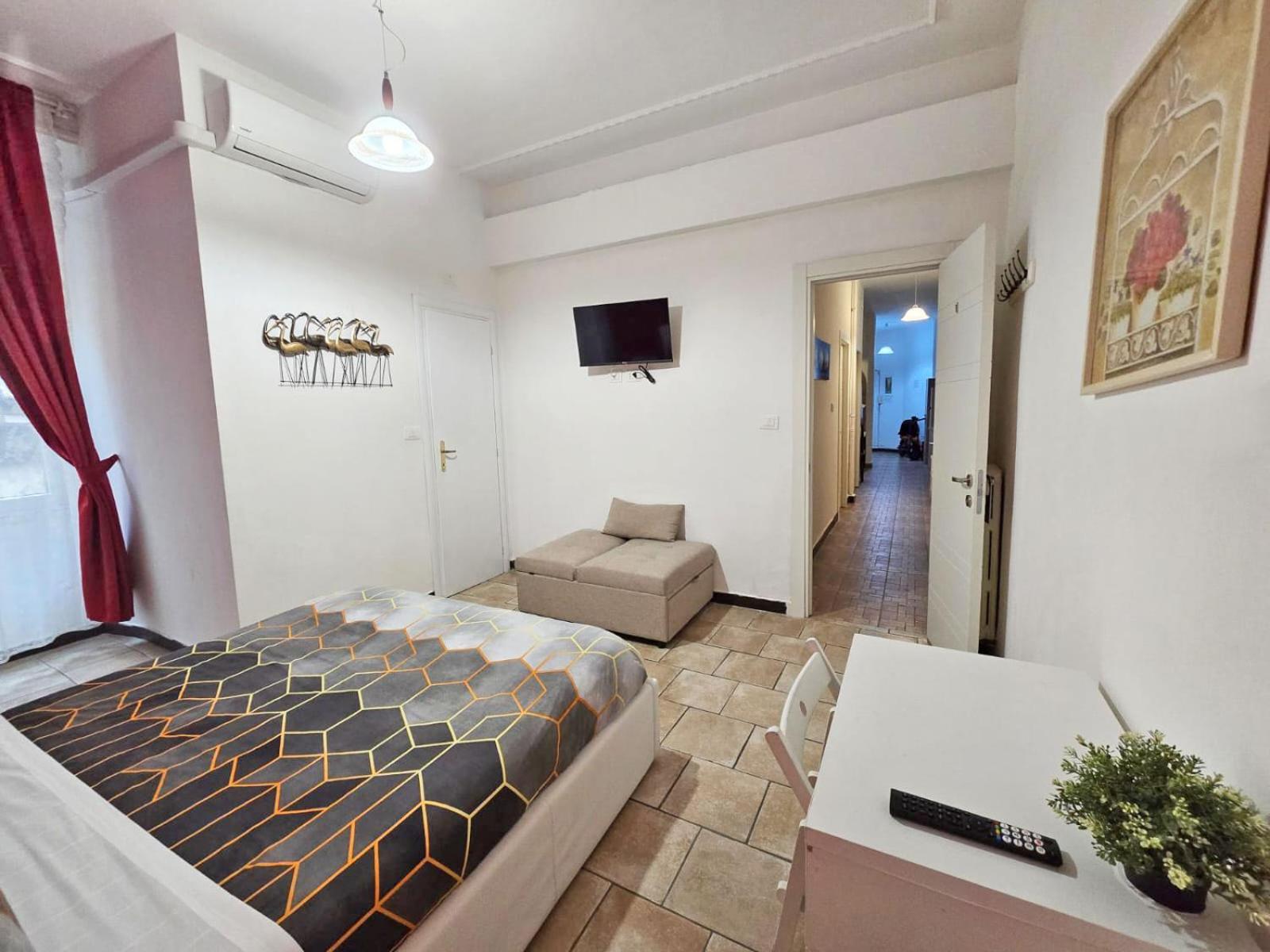 Hosting Flats Guesthouse روما المظهر الخارجي الصورة