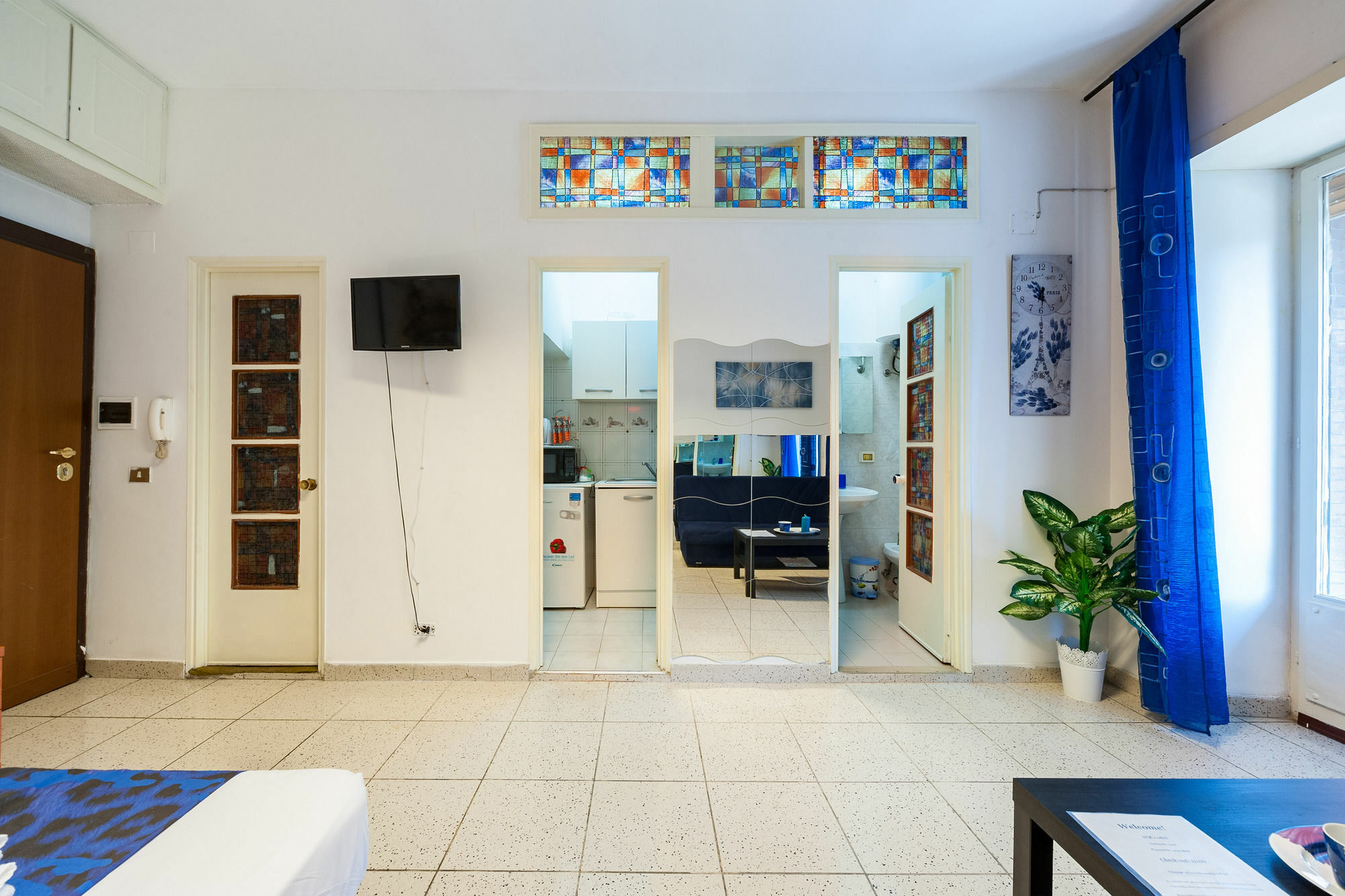 Hosting Flats Guesthouse روما المظهر الخارجي الصورة
