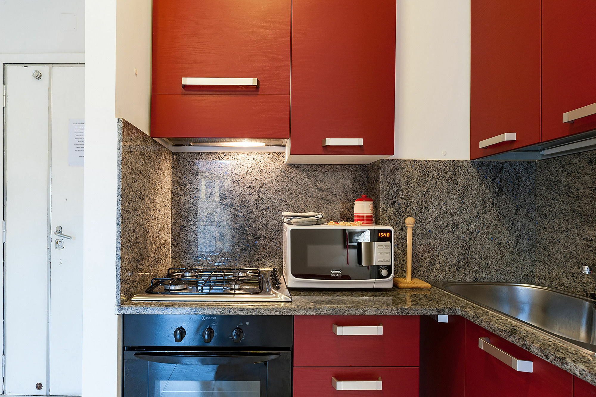 Hosting Flats Guesthouse روما المظهر الخارجي الصورة