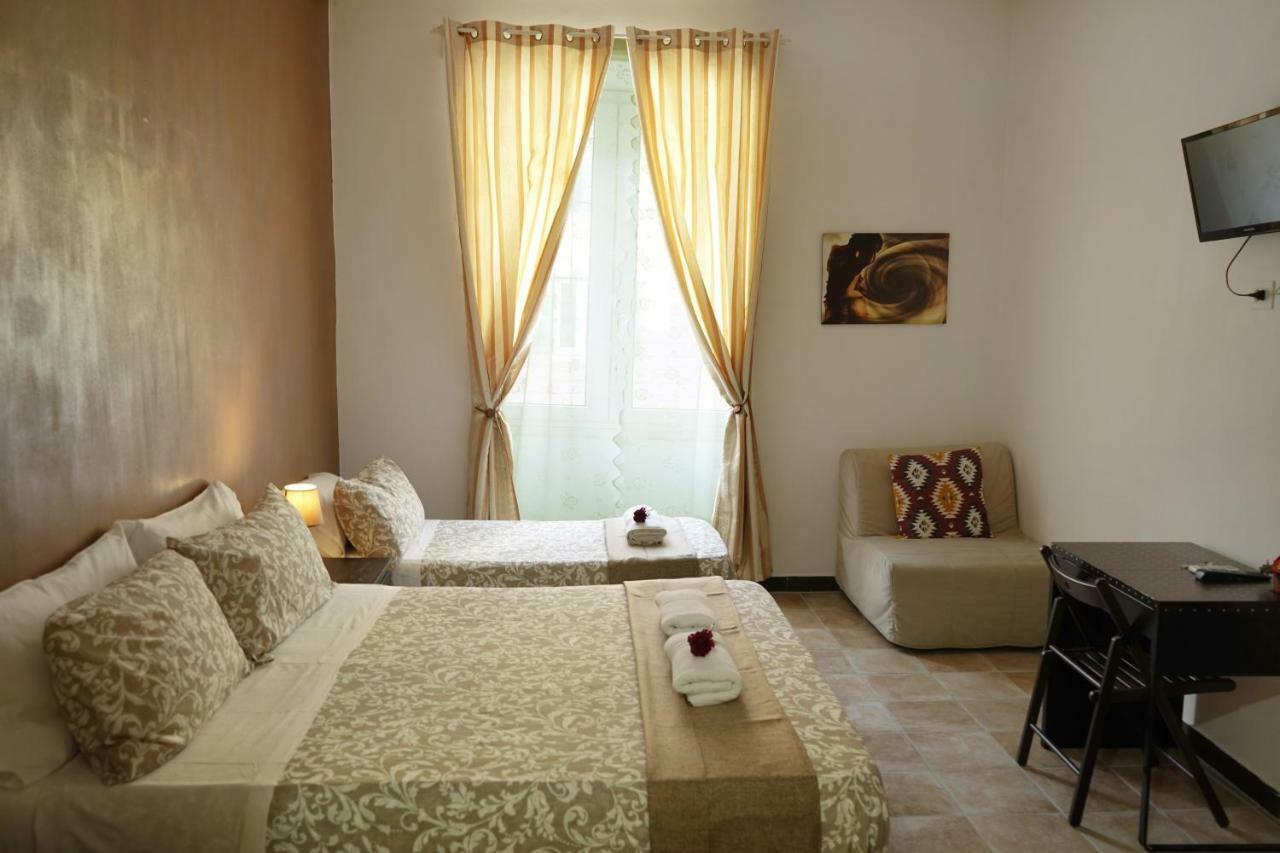 Hosting Flats Guesthouse روما المظهر الخارجي الصورة