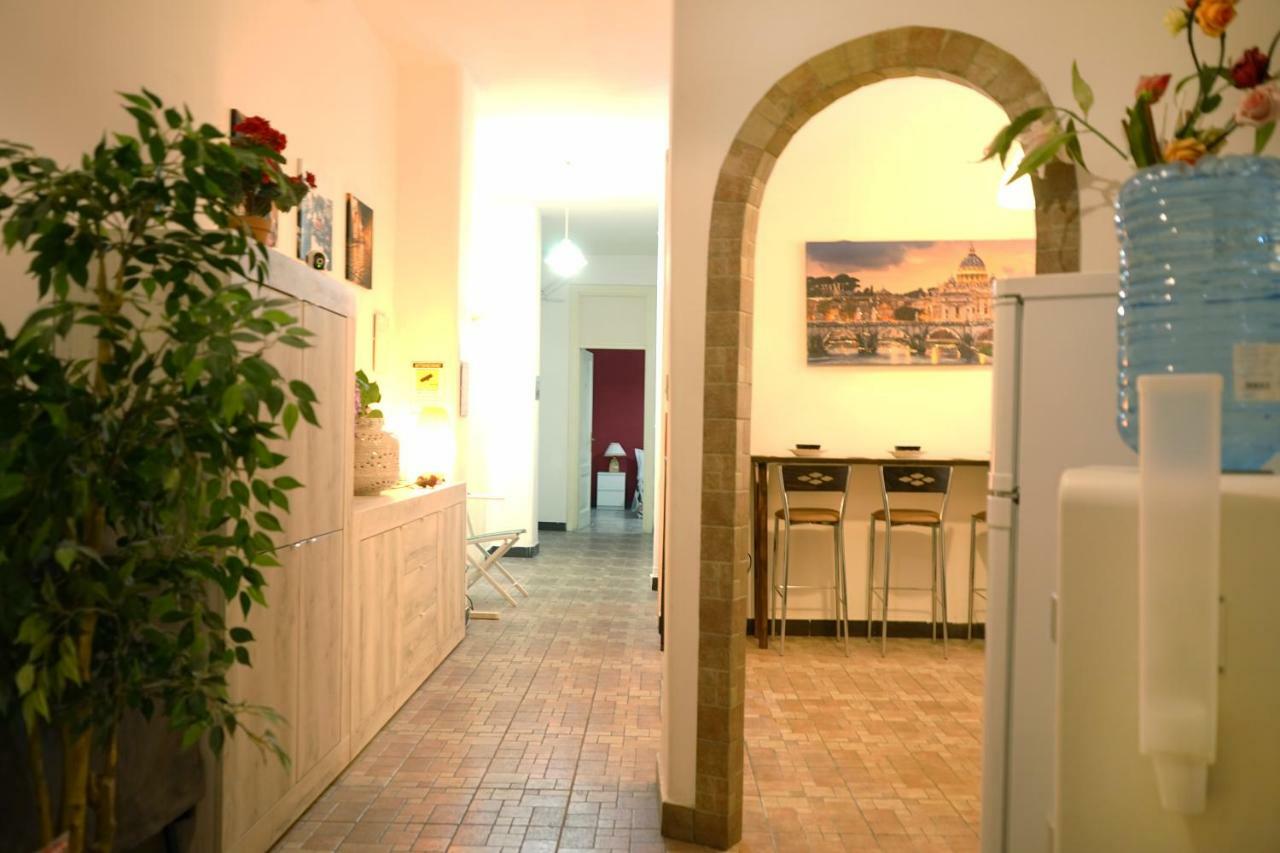 Hosting Flats Guesthouse روما المظهر الخارجي الصورة