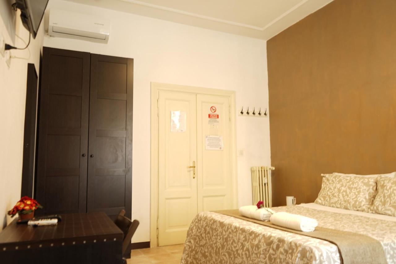 Hosting Flats Guesthouse روما المظهر الخارجي الصورة